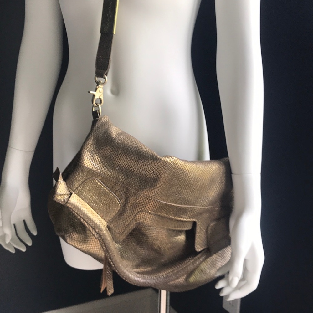 Foley + Corinna city crossbody